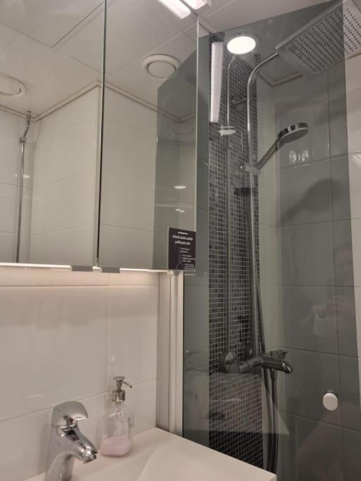 Apartment In The City Center 로바니에미 외부 사진